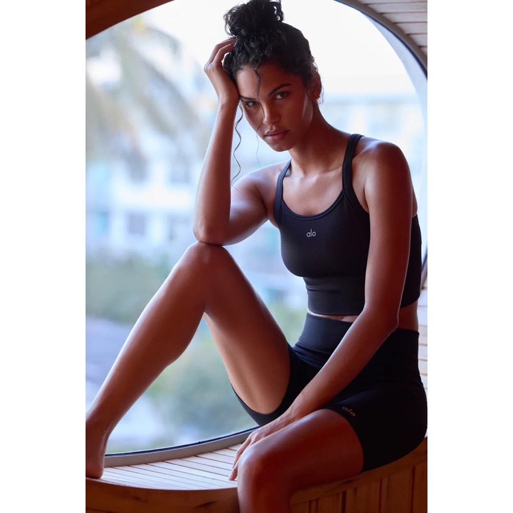 Alo Yoga Seamless Ribbed Favorite Bra Tank Black L - Picture 8 of 14